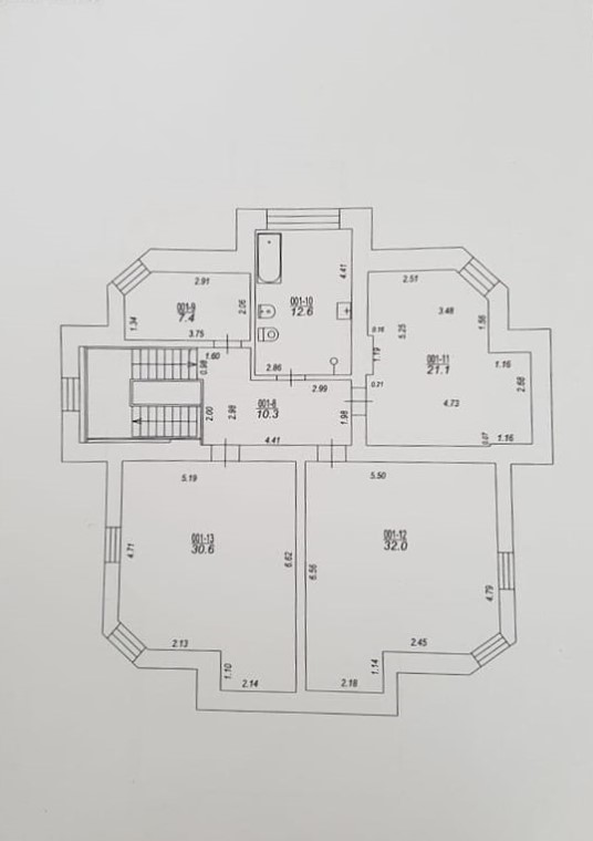 Pārdod māju, Saites iela - Attēls 1