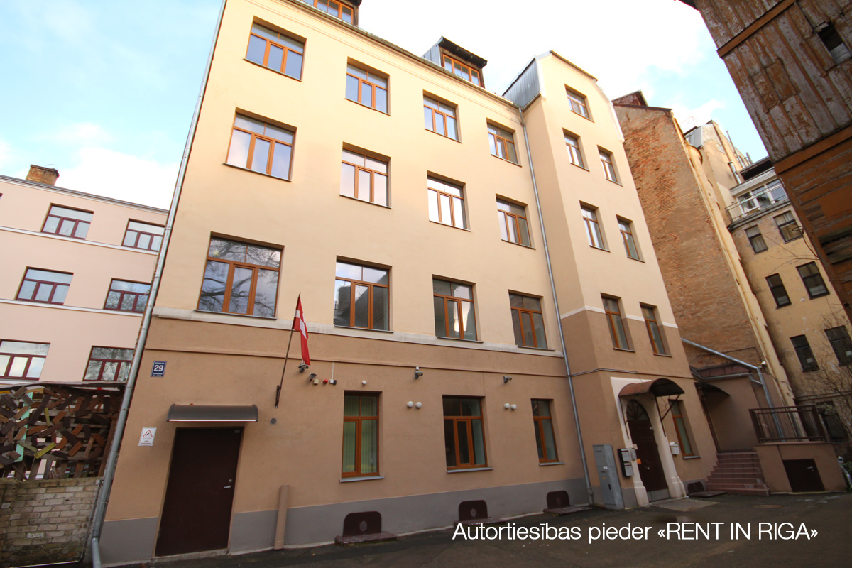 Apartment for rent, Dzirnavu street 29a - Image 1