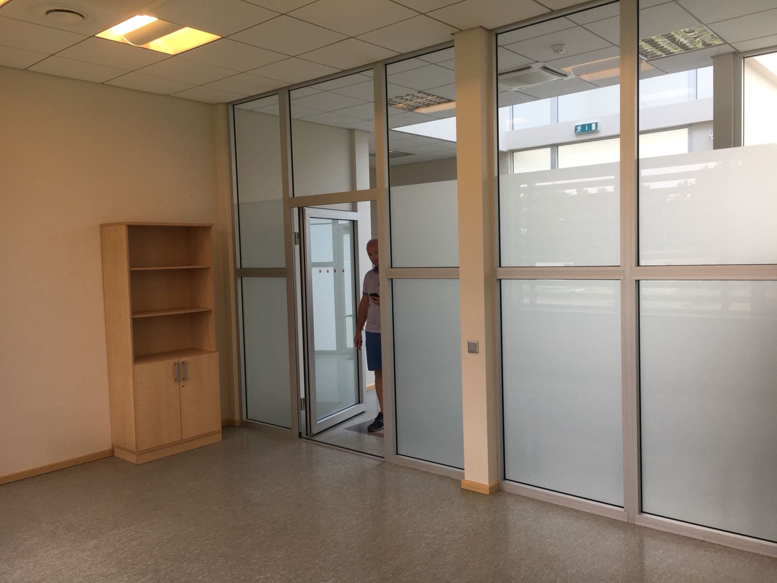Iznomā noliktavu, Jūrmalas iela - Attēls 1