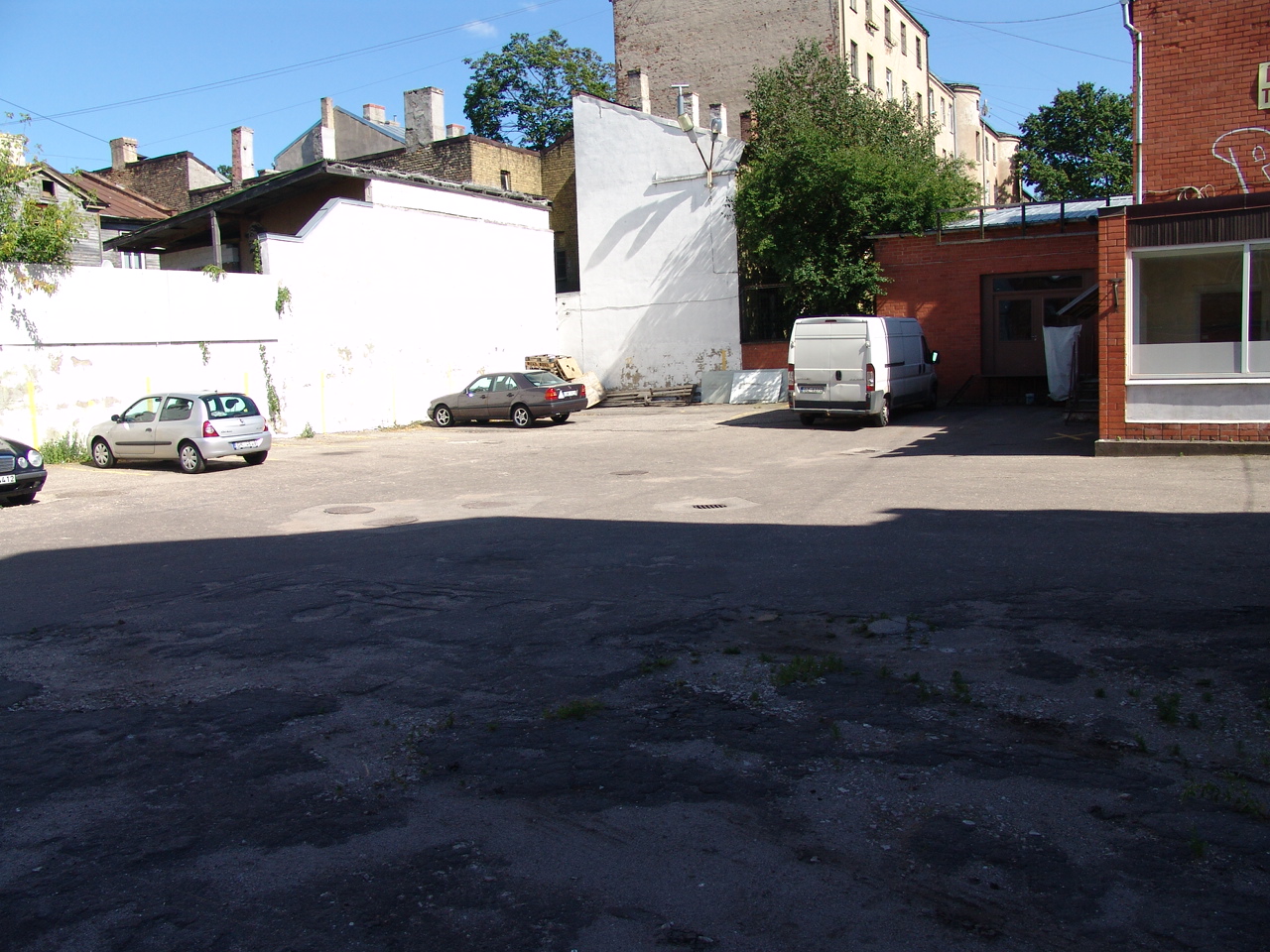 Investment property, Krāsotāju street - Image 1