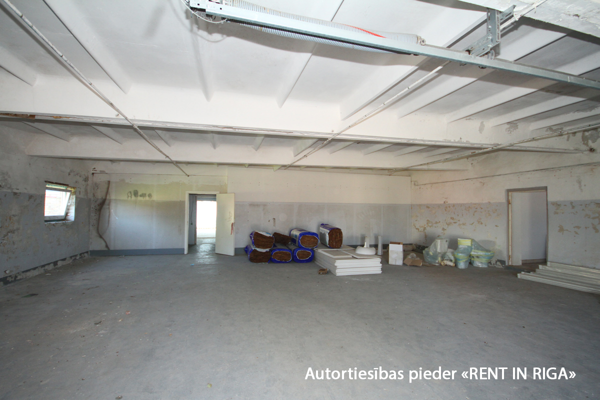 Iznomā tirdzniecības telpas, Siguldas šoseja - Attēls 1