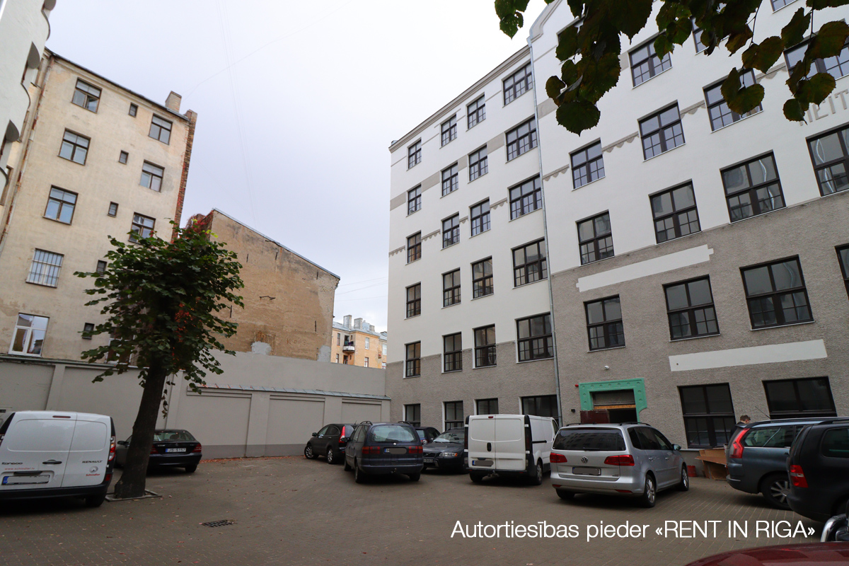 Apartment for sale, Čaka street 30 - Image 1