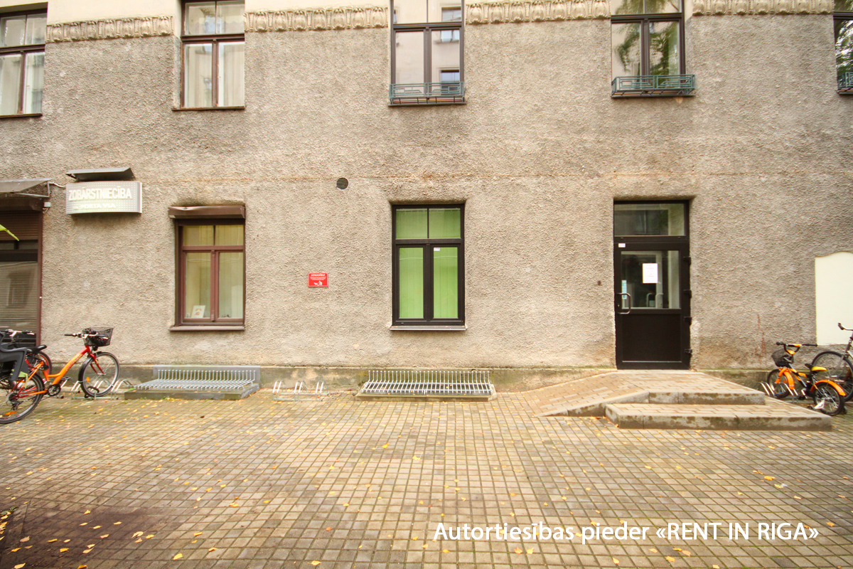 Apartment for sale, Bruņinieku street 28 - Image 1