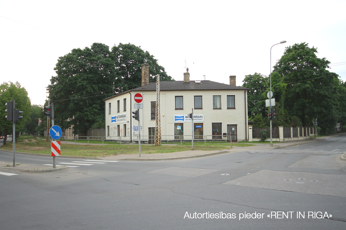 Retail premises for rent, Viesītes street - Image 1