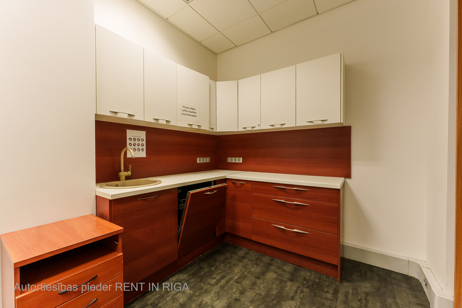 Office for rent, Duntes street - Image 1