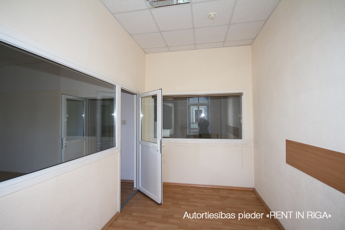 Office for rent, Vaļņu street - Image 1