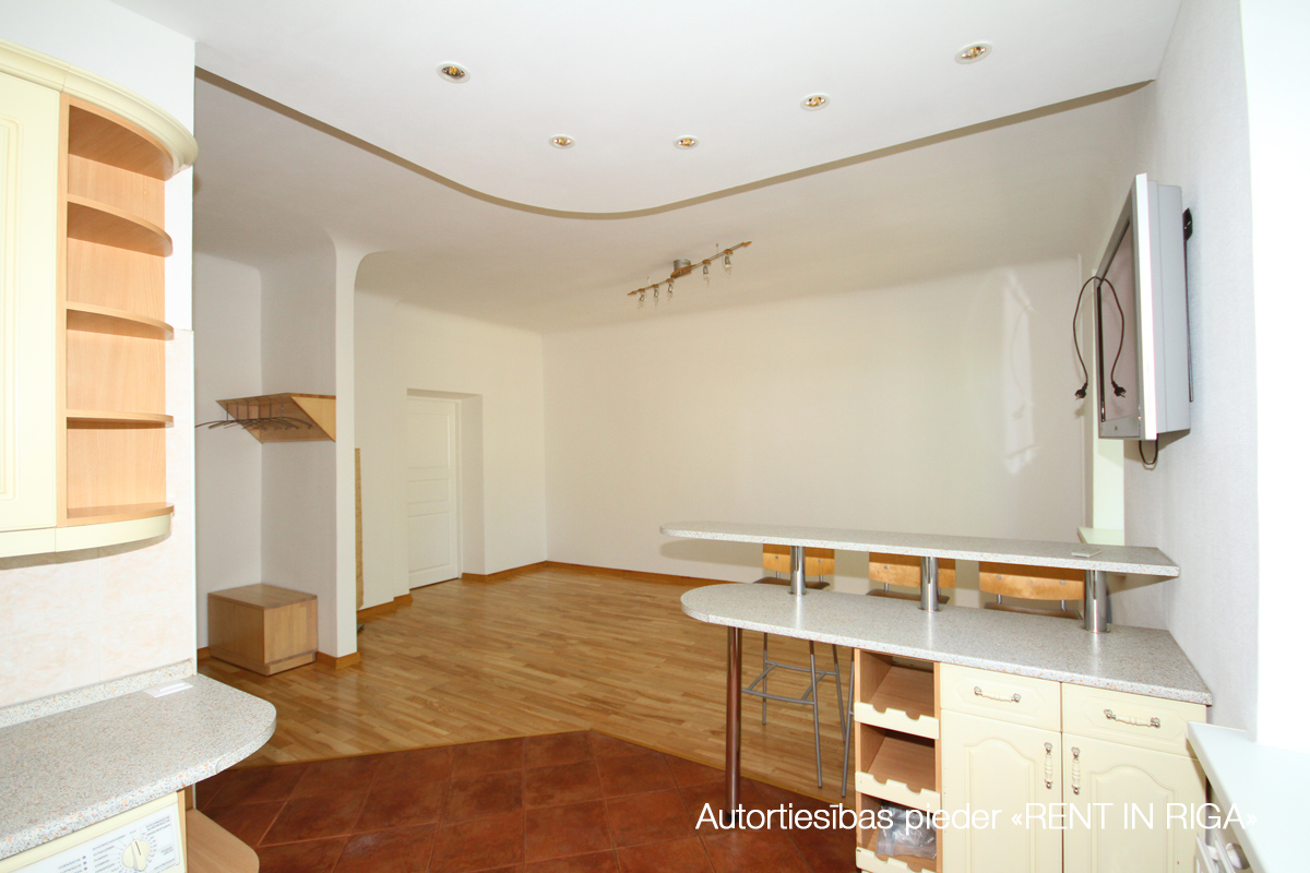 Apartment for rent, Vijciema street 16 - Image 1