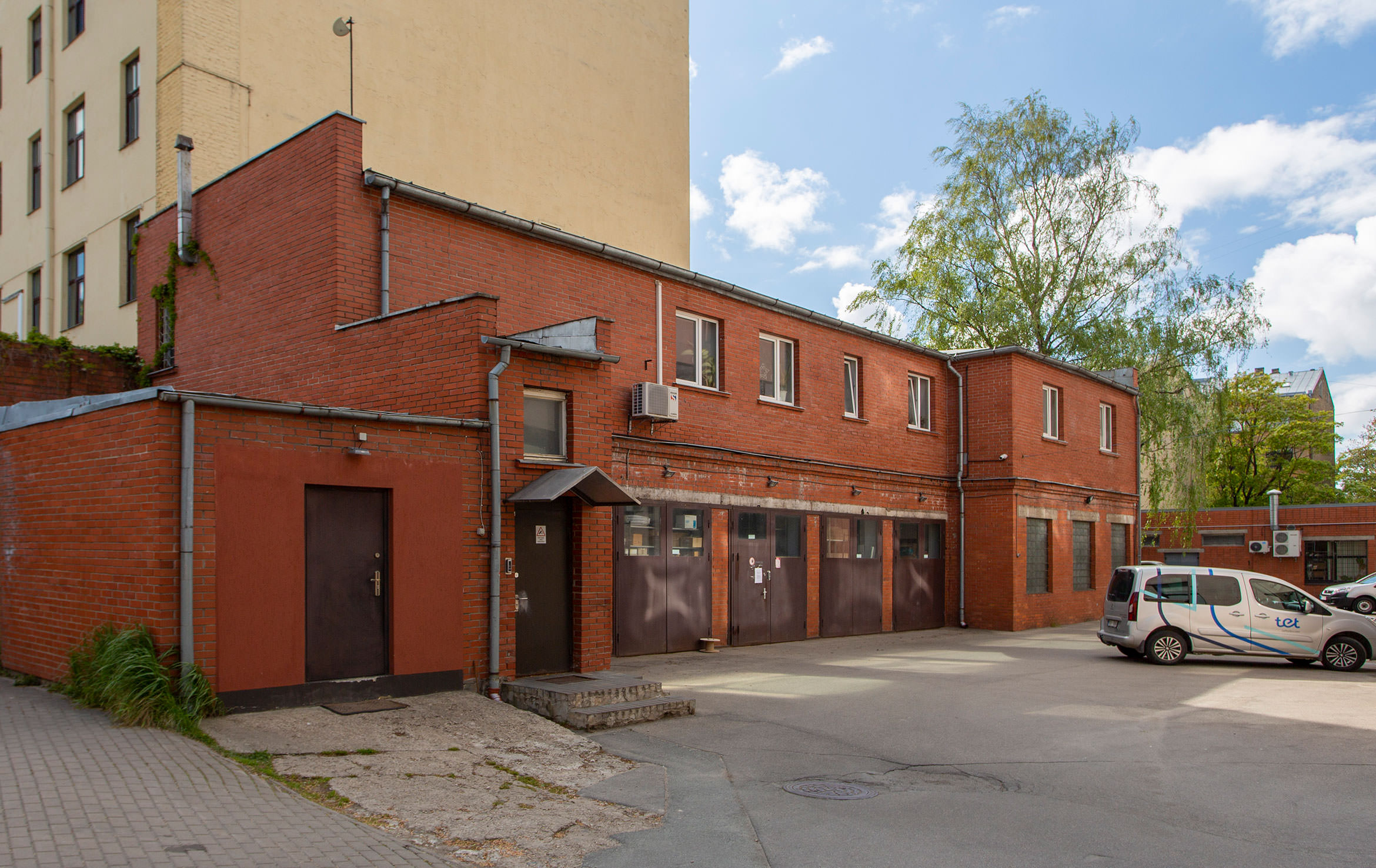 Warehouse for rent, Tallinas street - Image 1