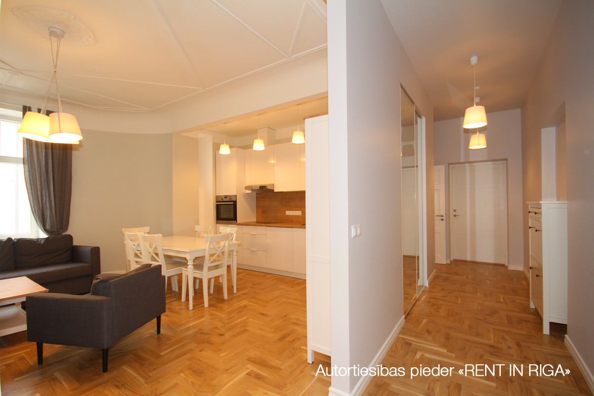 Apartment for rent, Krišjāņa Barona street 76 - Image 1