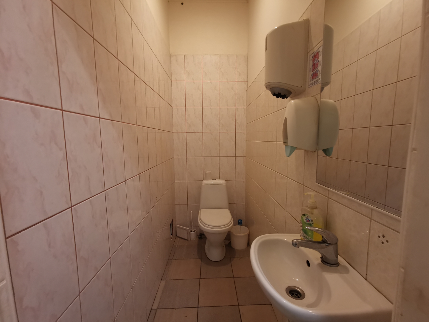 Iznomā ražošanas telpas, Pētersalas iela - Attēls 1