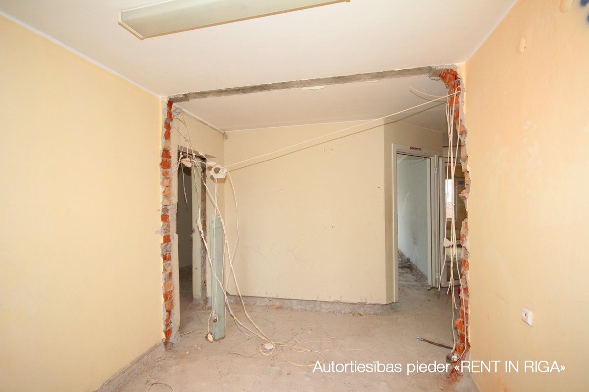 Investment property, Dzirciema street - Image 1