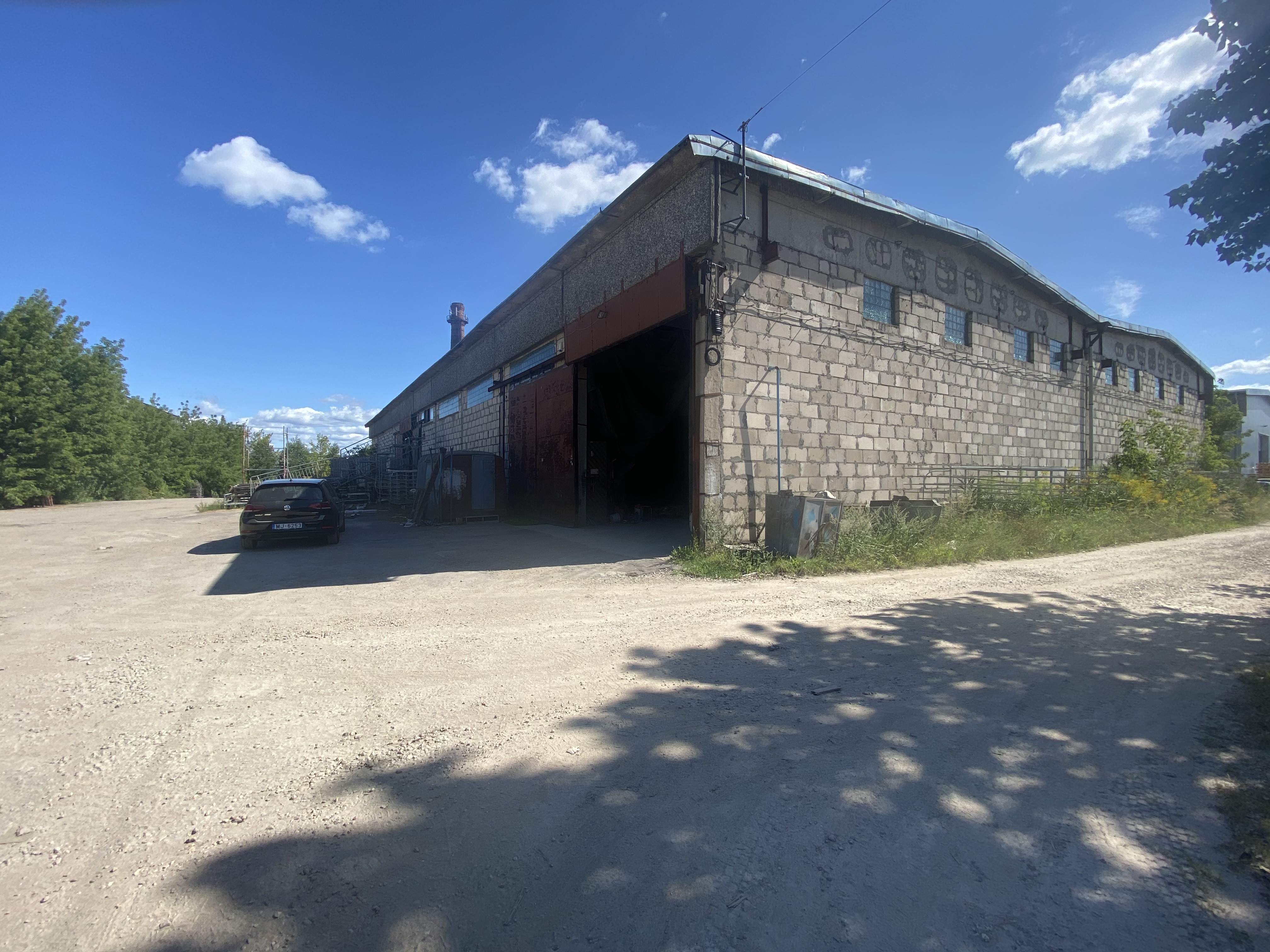 Iznomā noliktavu, Krustpils iela - Attēls 1
