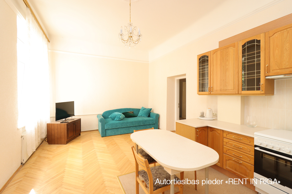 Apartment for rent, Skolas street 36a - Image 1