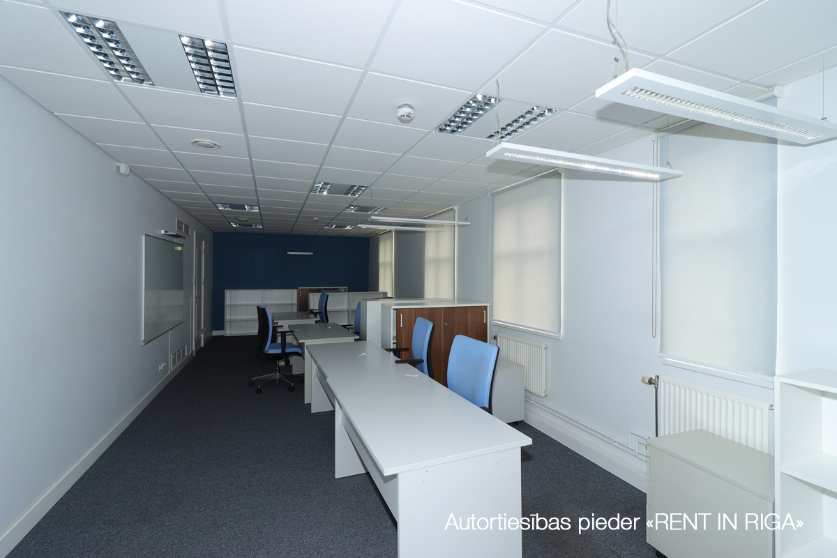 Office for rent, Raina bulvaris street - Image 1