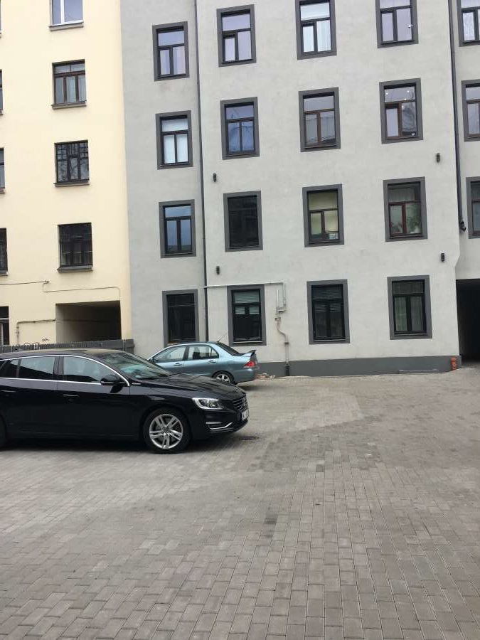 Pārdod dzīvokli, Tallinas iela 90 - Attēls 1