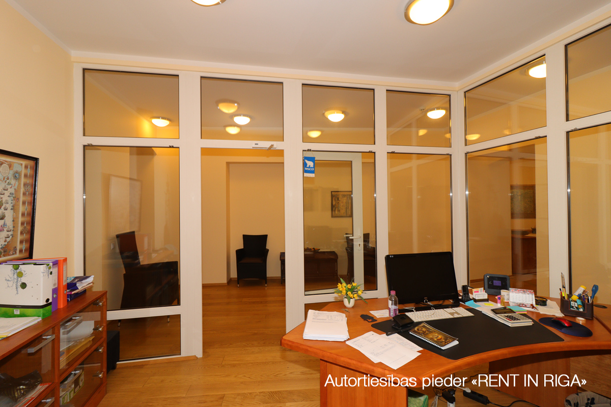 Office for rent, Vecpilsētas street - Image 1