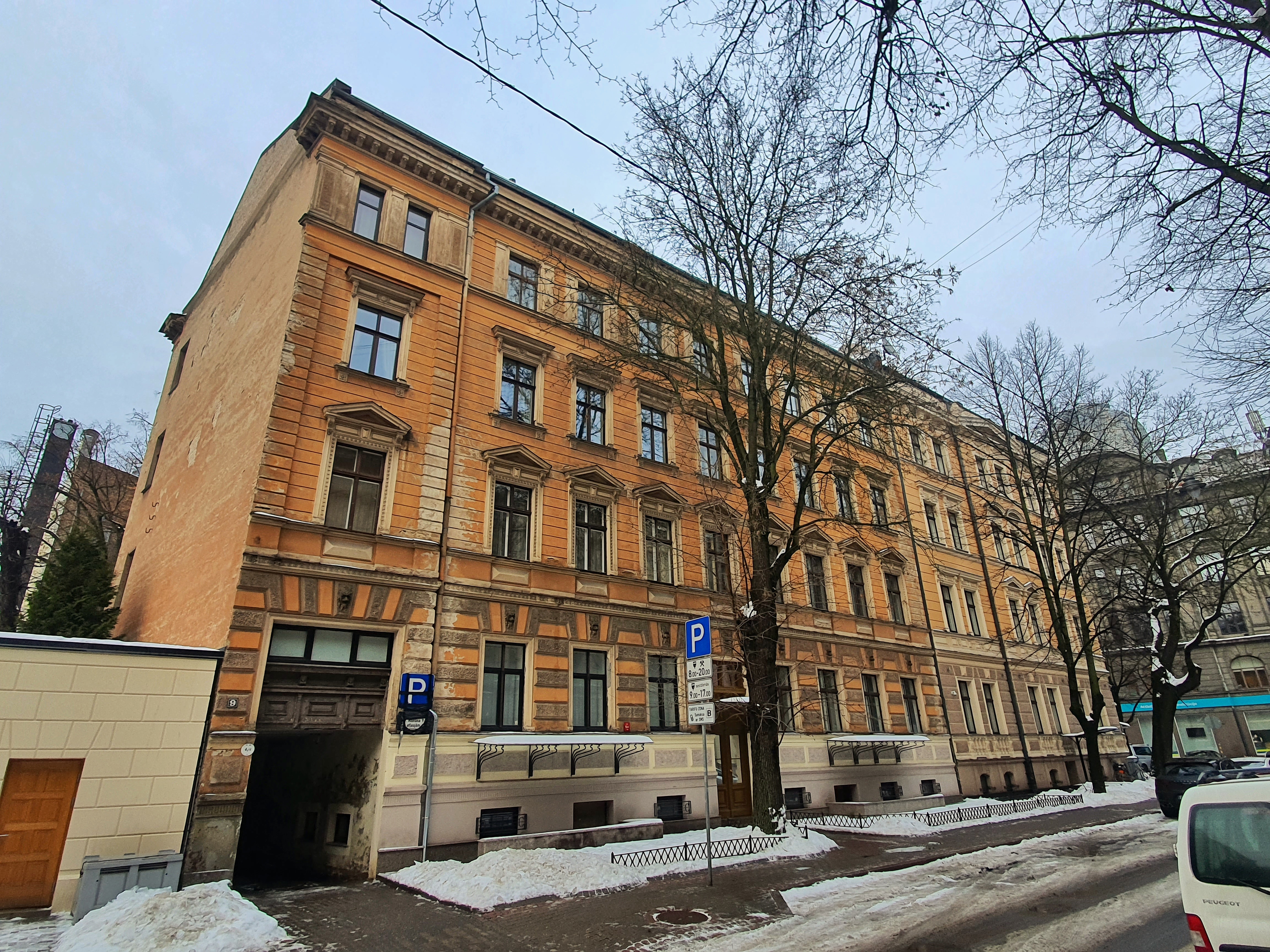Pārdod dzīvokli, Jura Alunāna iela 9 - Attēls 1