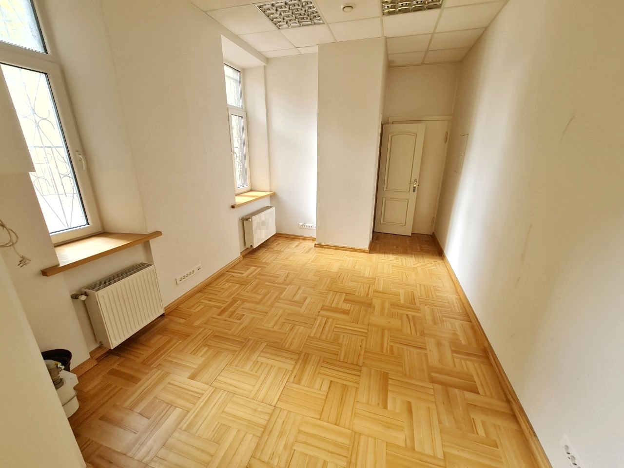 Pārdod dzīvokli, Jura Alunāna iela 9 - Attēls 1