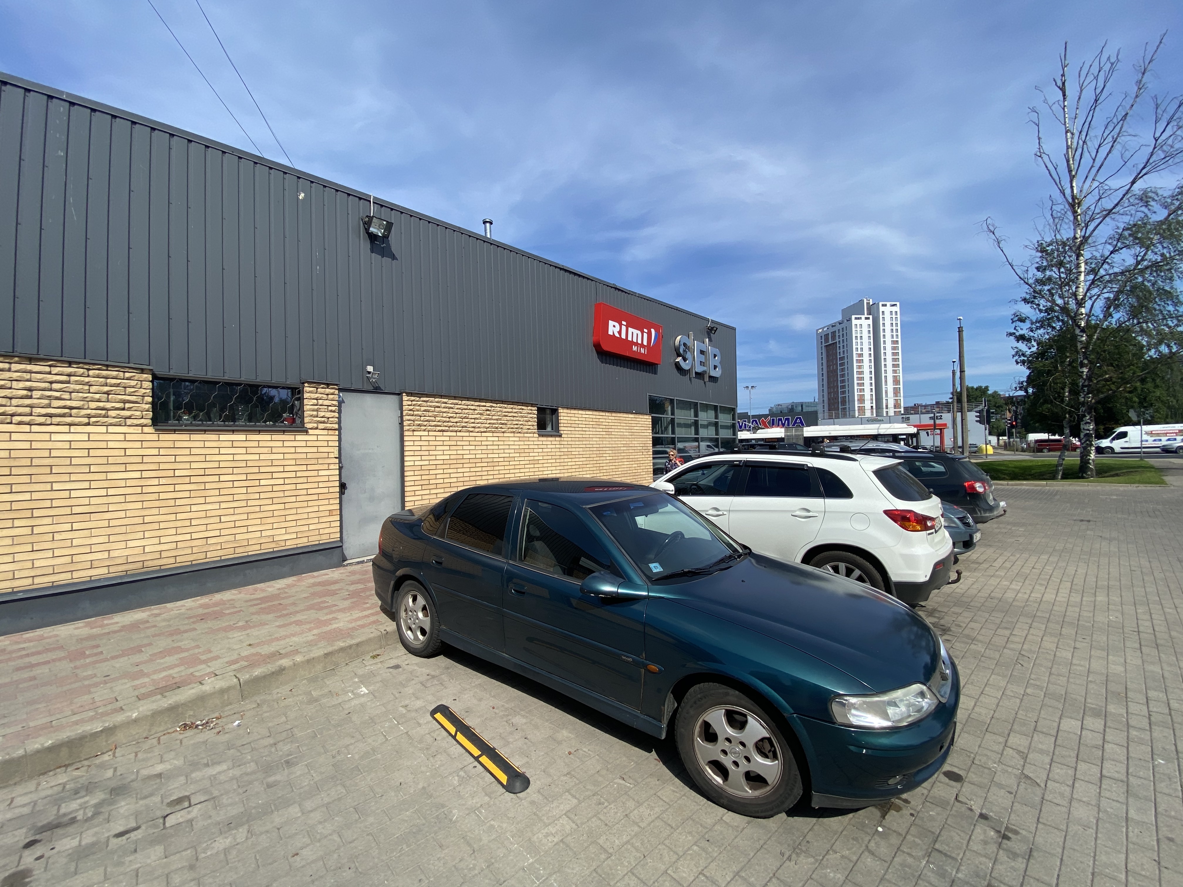 Iznomā tirdzniecības telpas, Deglava iela - Attēls 1