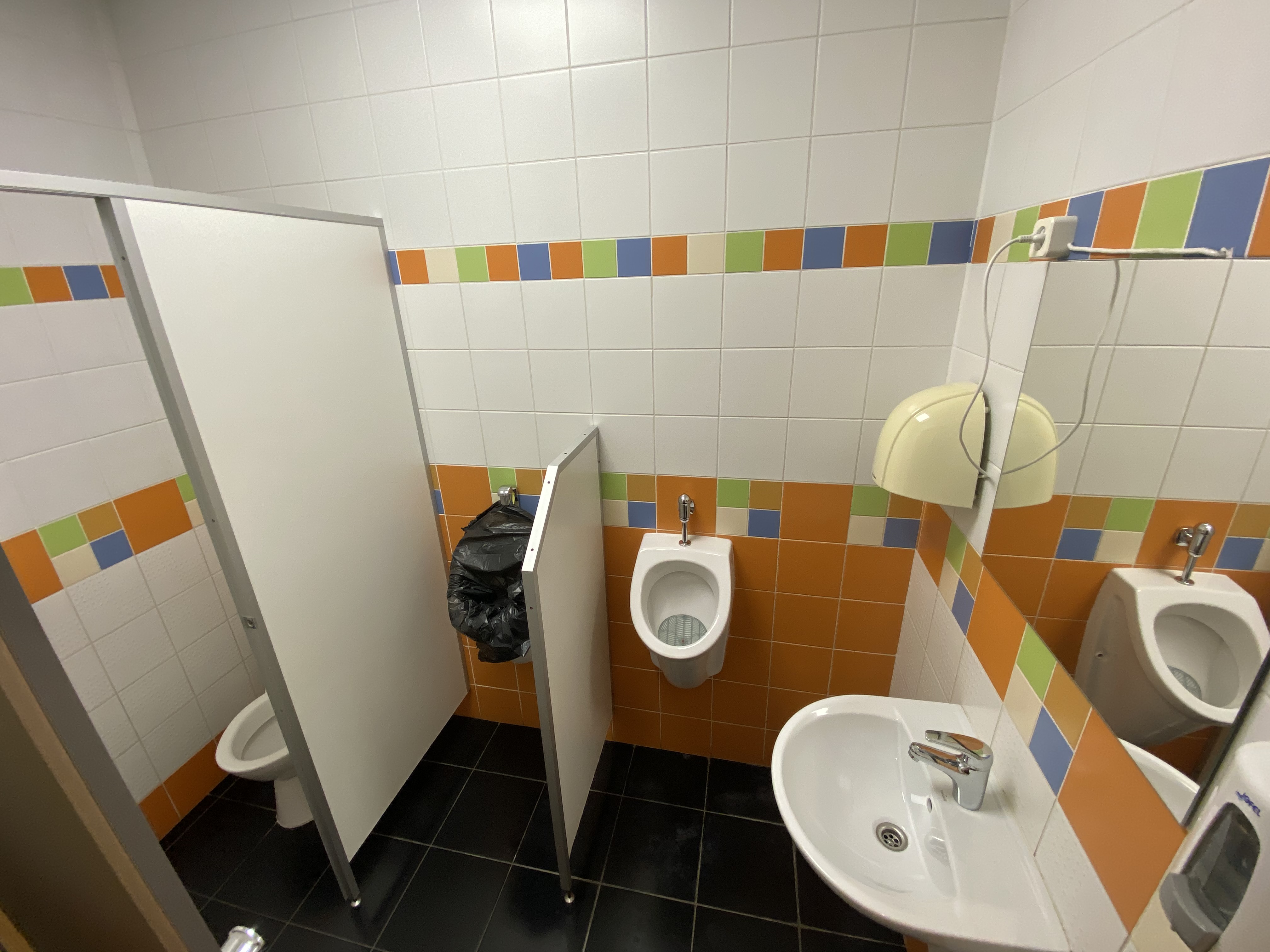 Iznomā tirdzniecības telpas, Prūšu iela - Attēls 1
