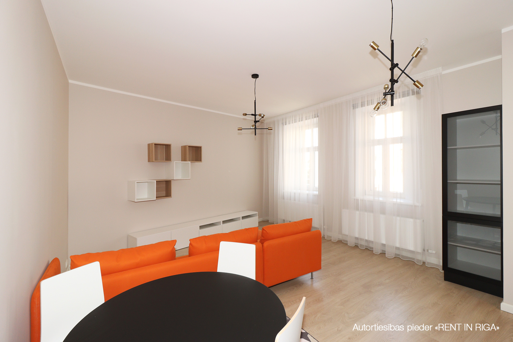Apartment for rent, Dzirnavu street 6 - Image 1