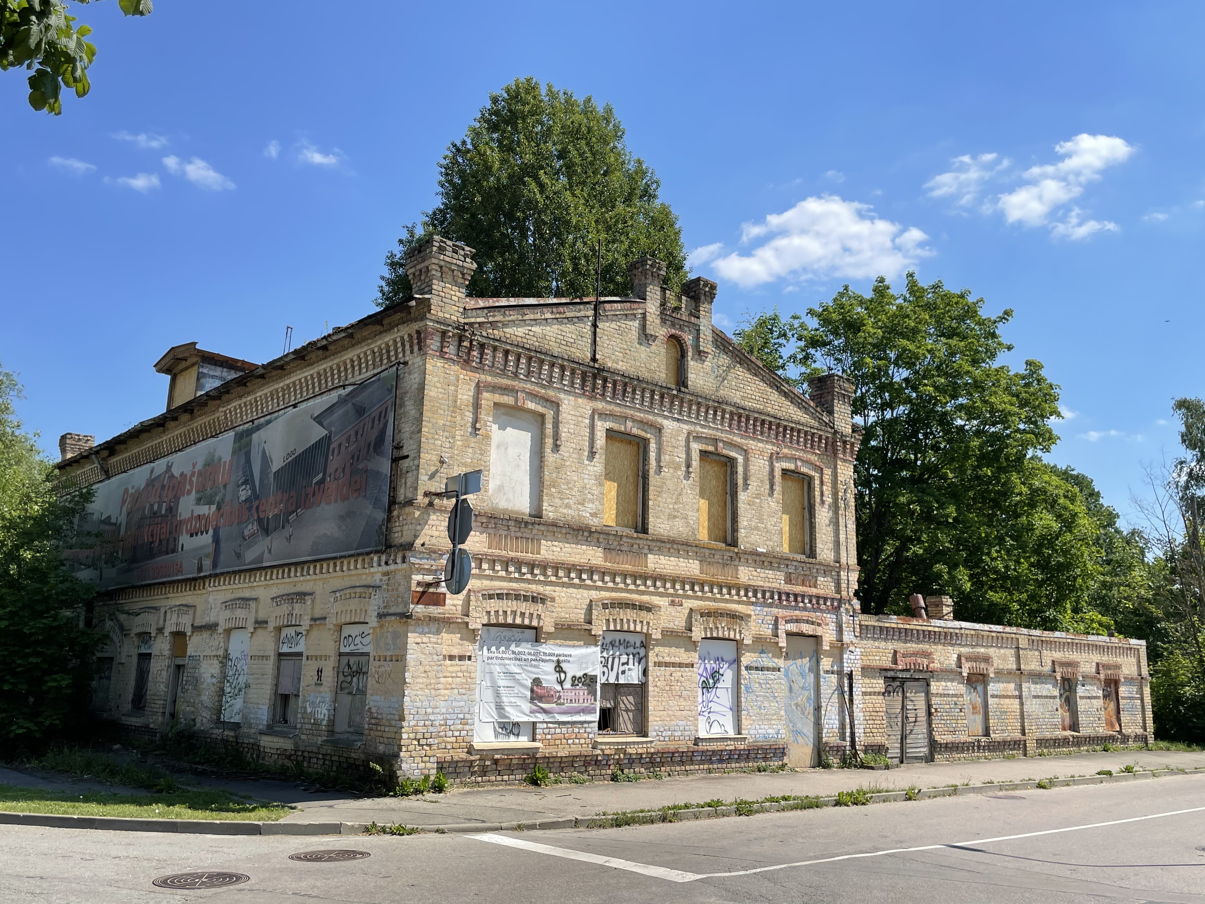 Retail premises for sale, Mellužu prospekts street - Image 1