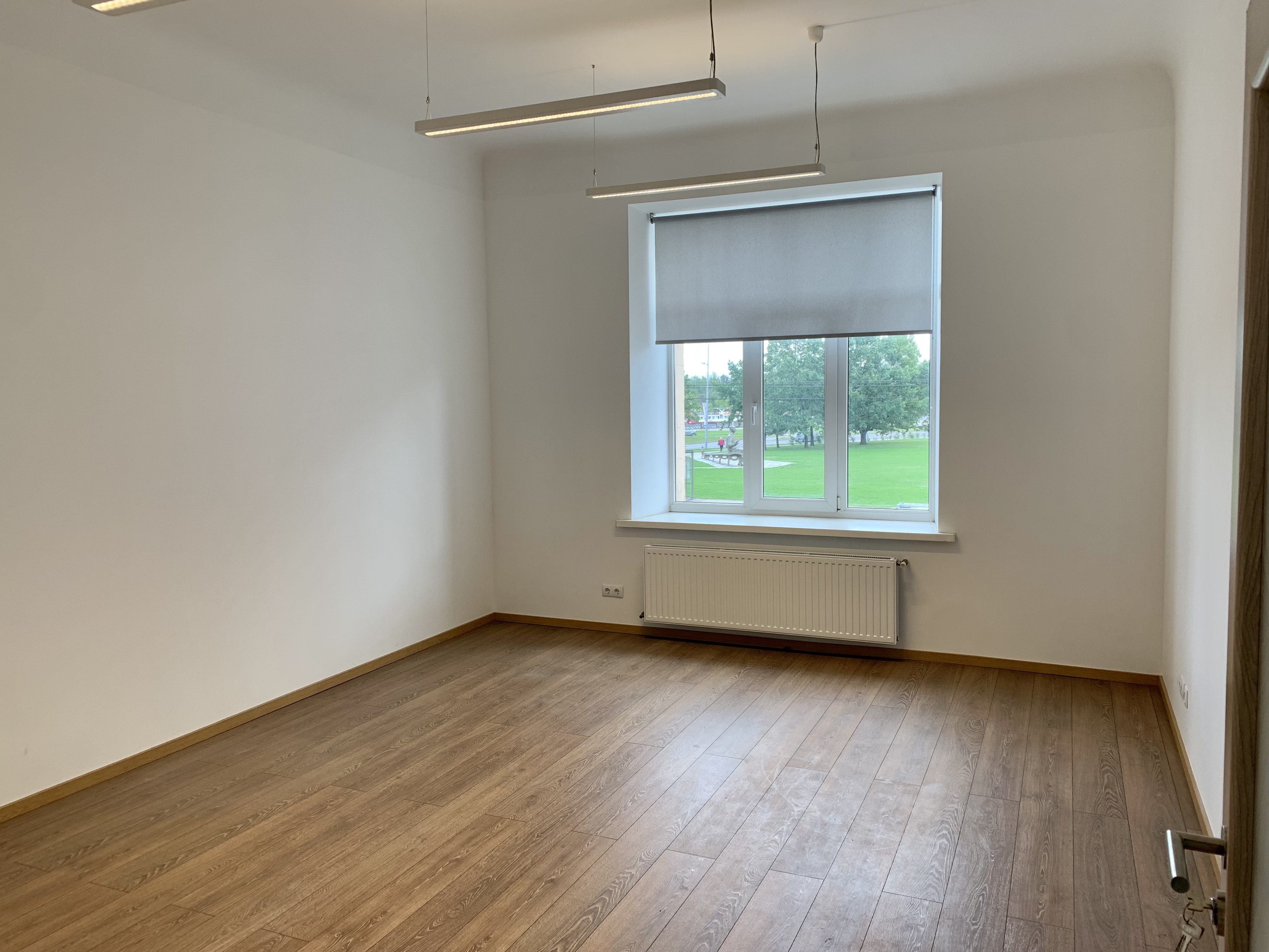Office for rent, kuģu street - Image 1