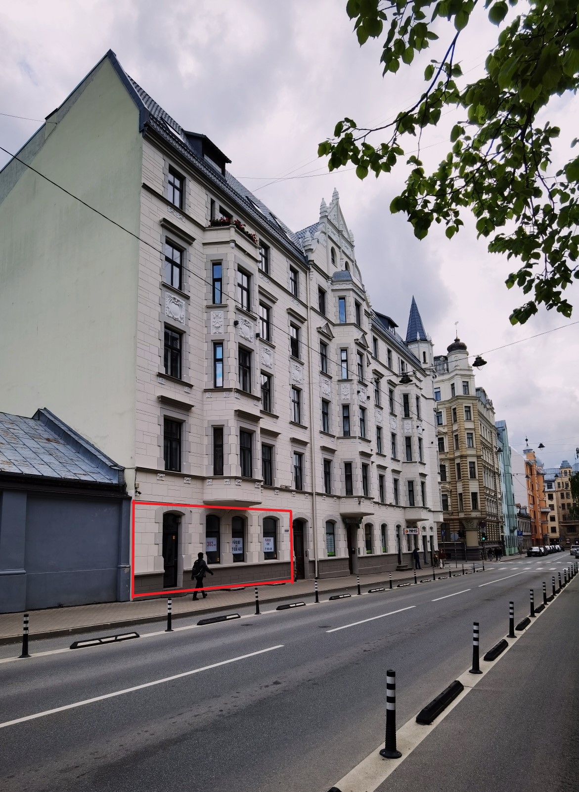 Retail premises for sale, Skolas iela street - Image 1