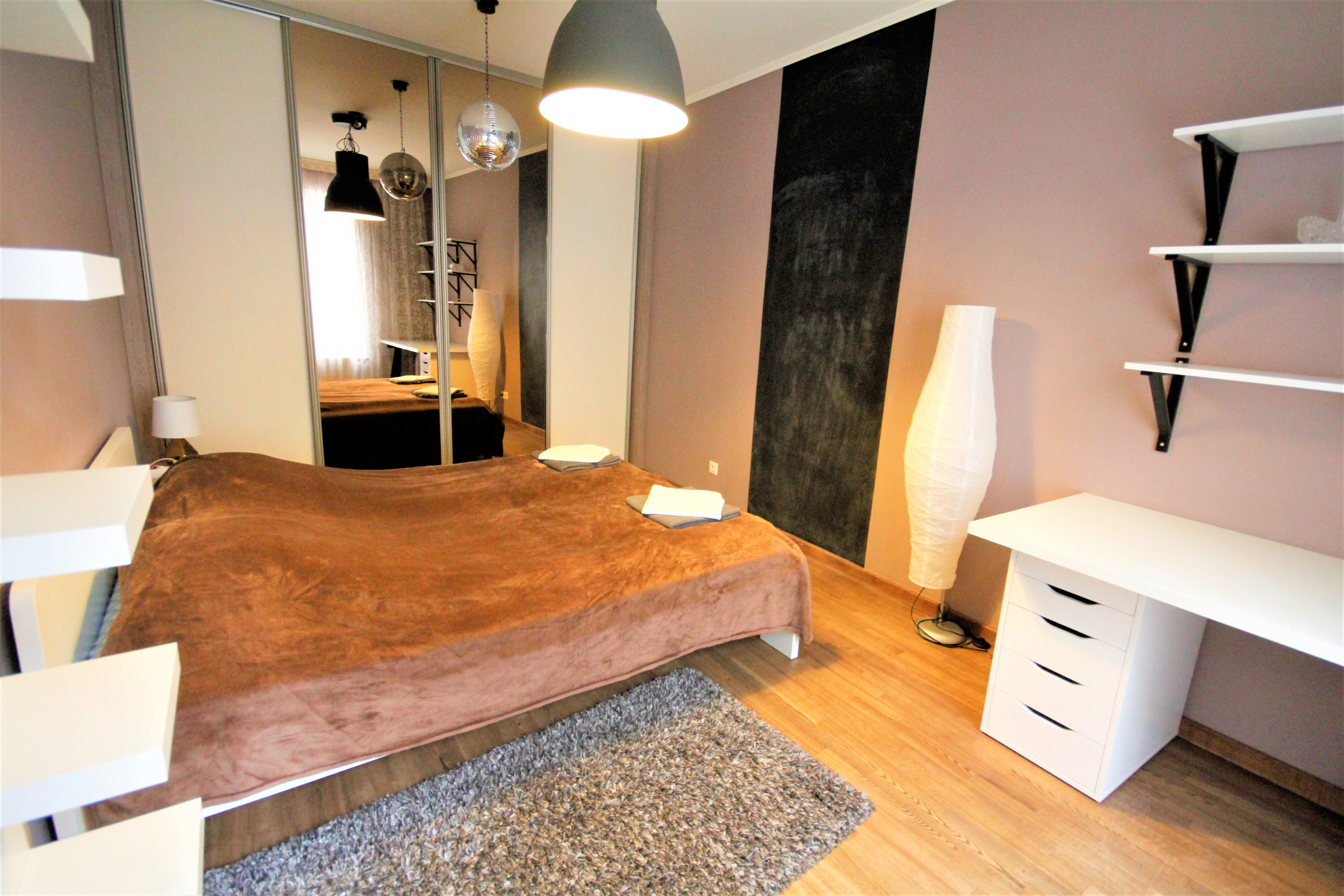 Pārdod dzīvokli, Lāčplēša iela 47 - Attēls 1