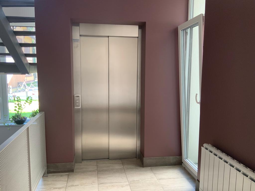 Pārdod dzīvokli, Muižas iela 19 - Attēls 1
