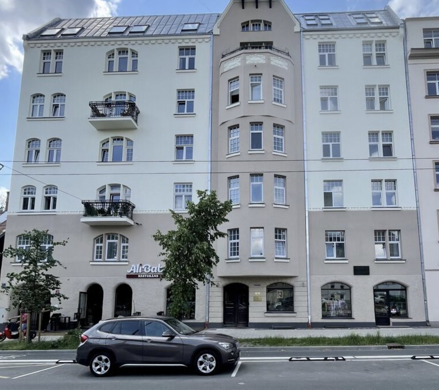 Apartment for sale, Bruņinieku street 12 - Image 1