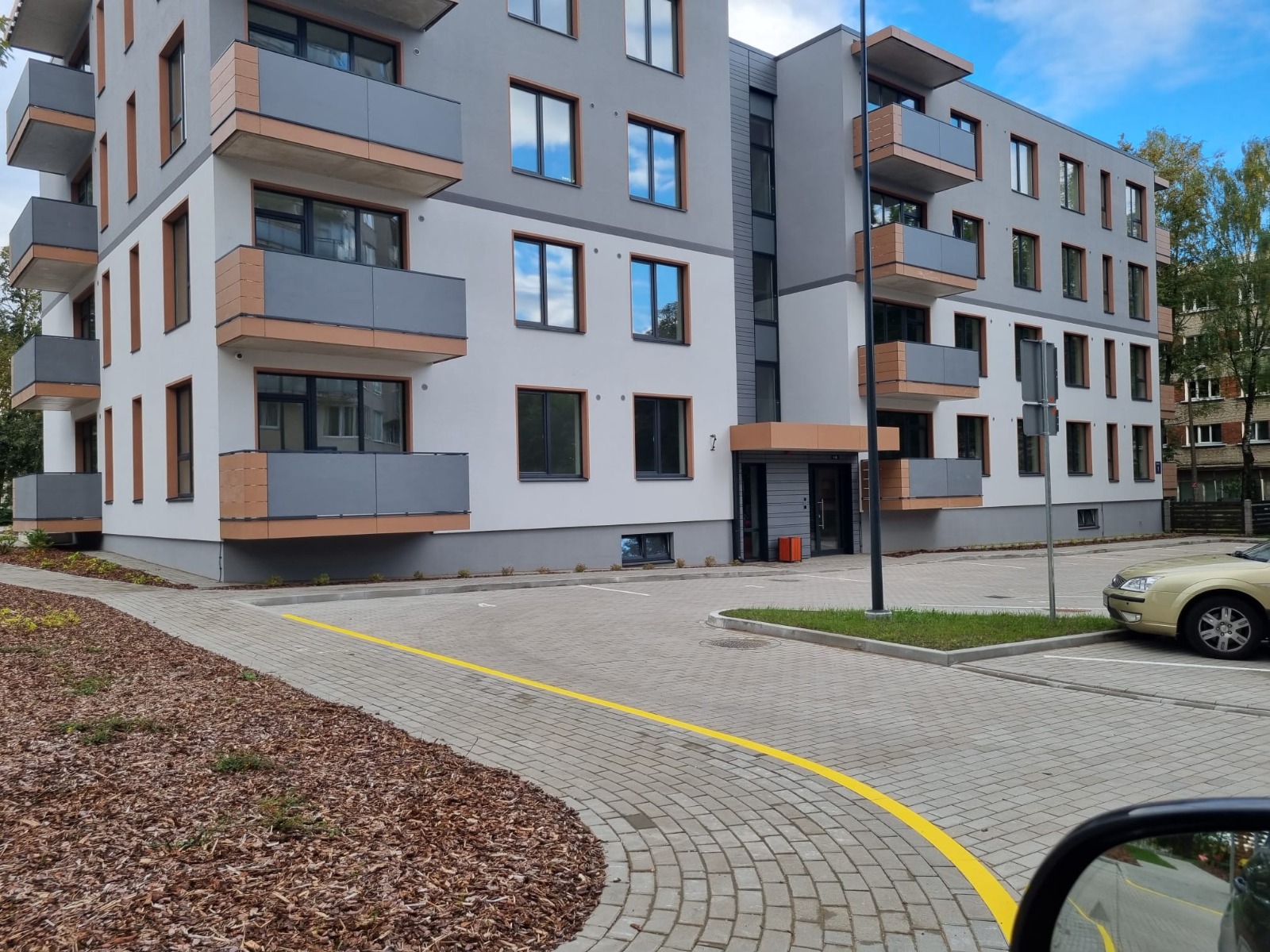 Izīrē dzīvokli, Pededzes iela 1 - Attēls 1