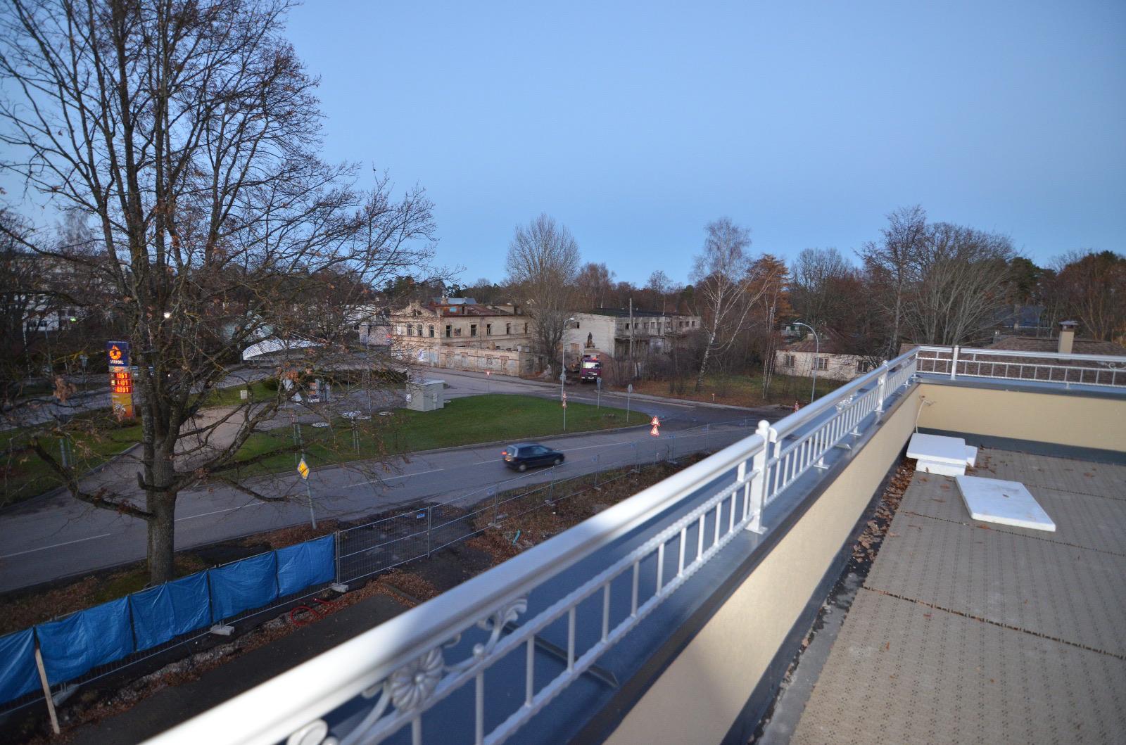 Investment property, Mellužu prospekts street - Image 1