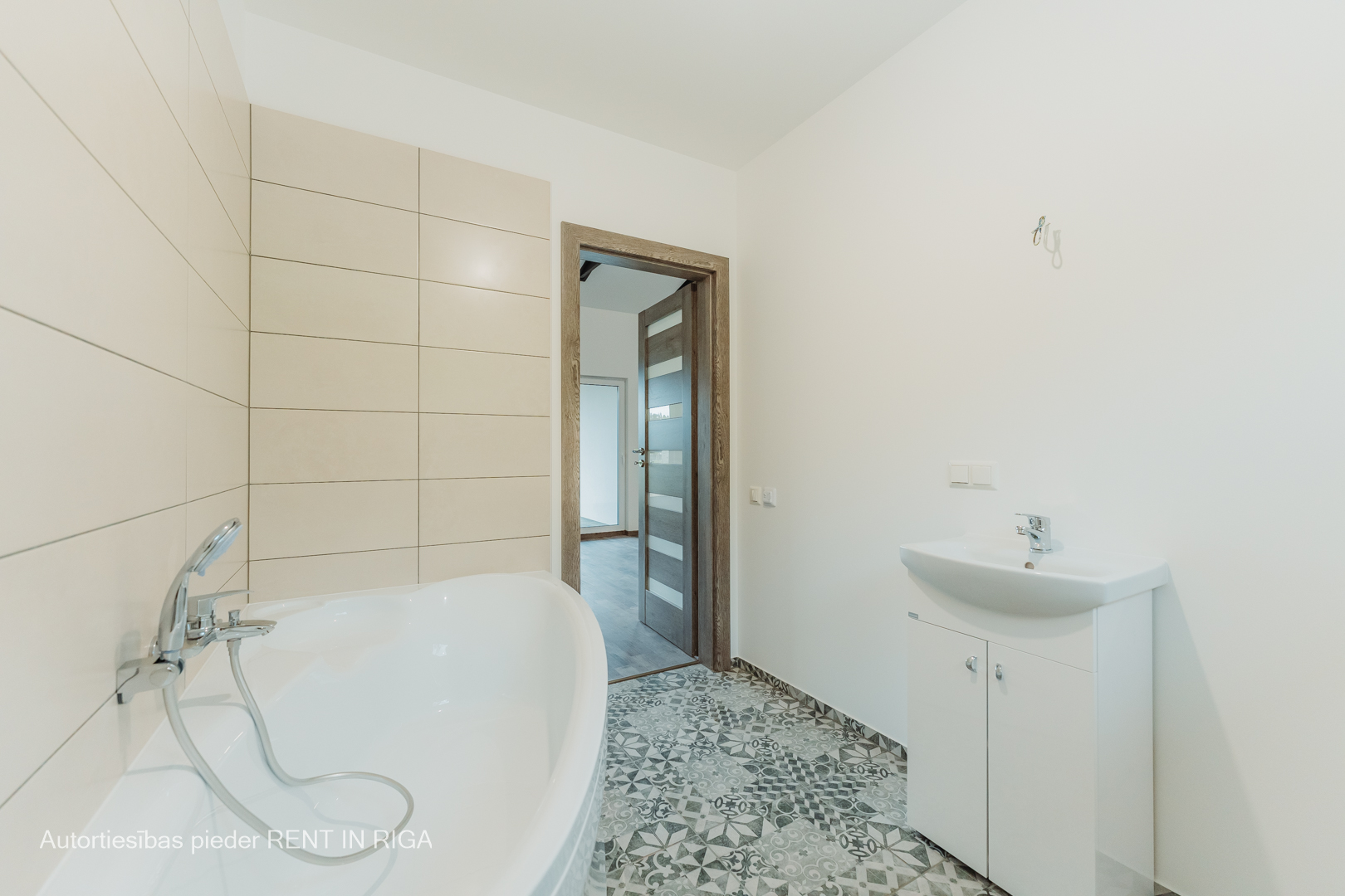 Pārdod māju, Saulesciema iela - Attēls 1