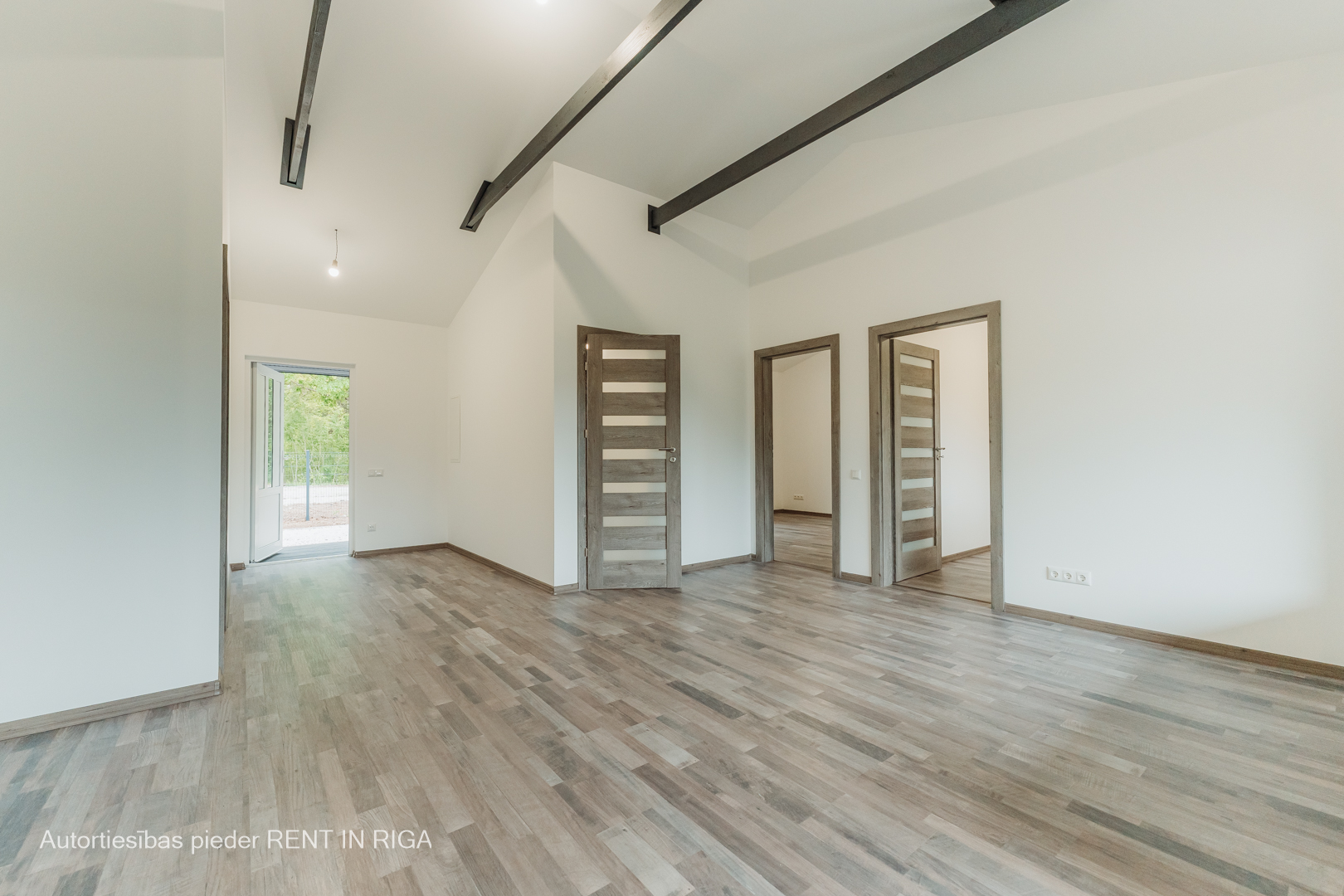 Pārdod māju, Saulesciema iela - Attēls 1