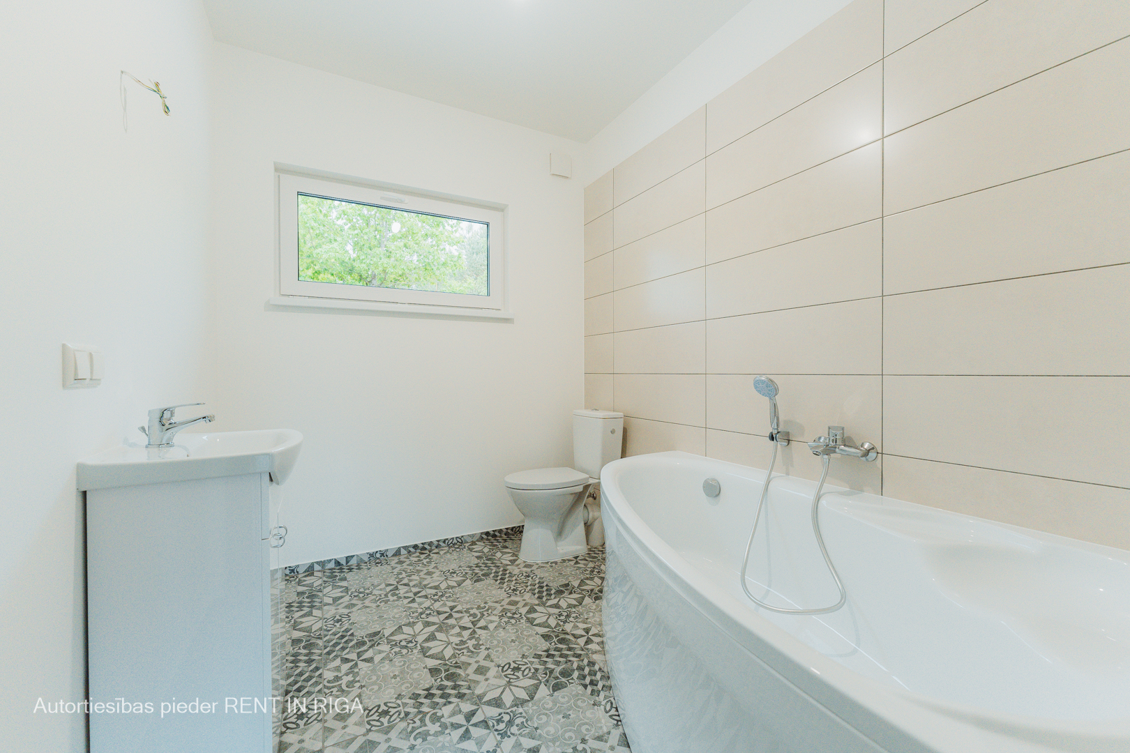 Pārdod māju, Saulesciema iela - Attēls 1