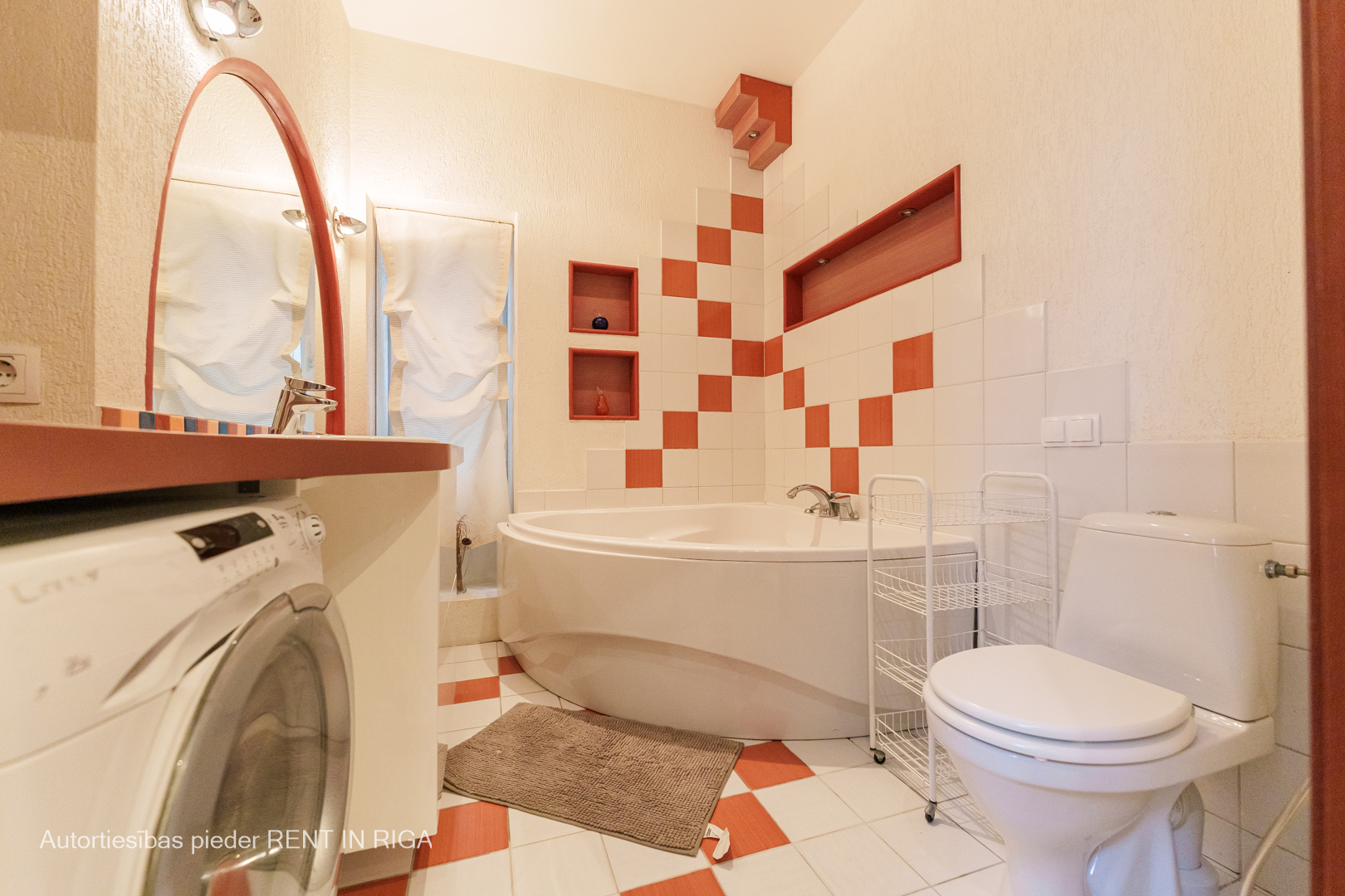 Izīrē dzīvokli, Ģertrūdes iela 24 - Attēls 1