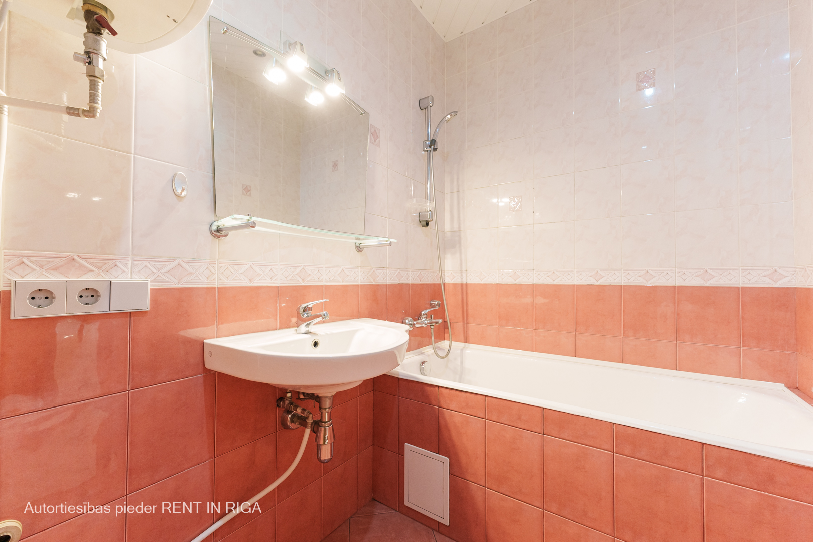 Apartment for sale, Skolas street 30 - Image 1