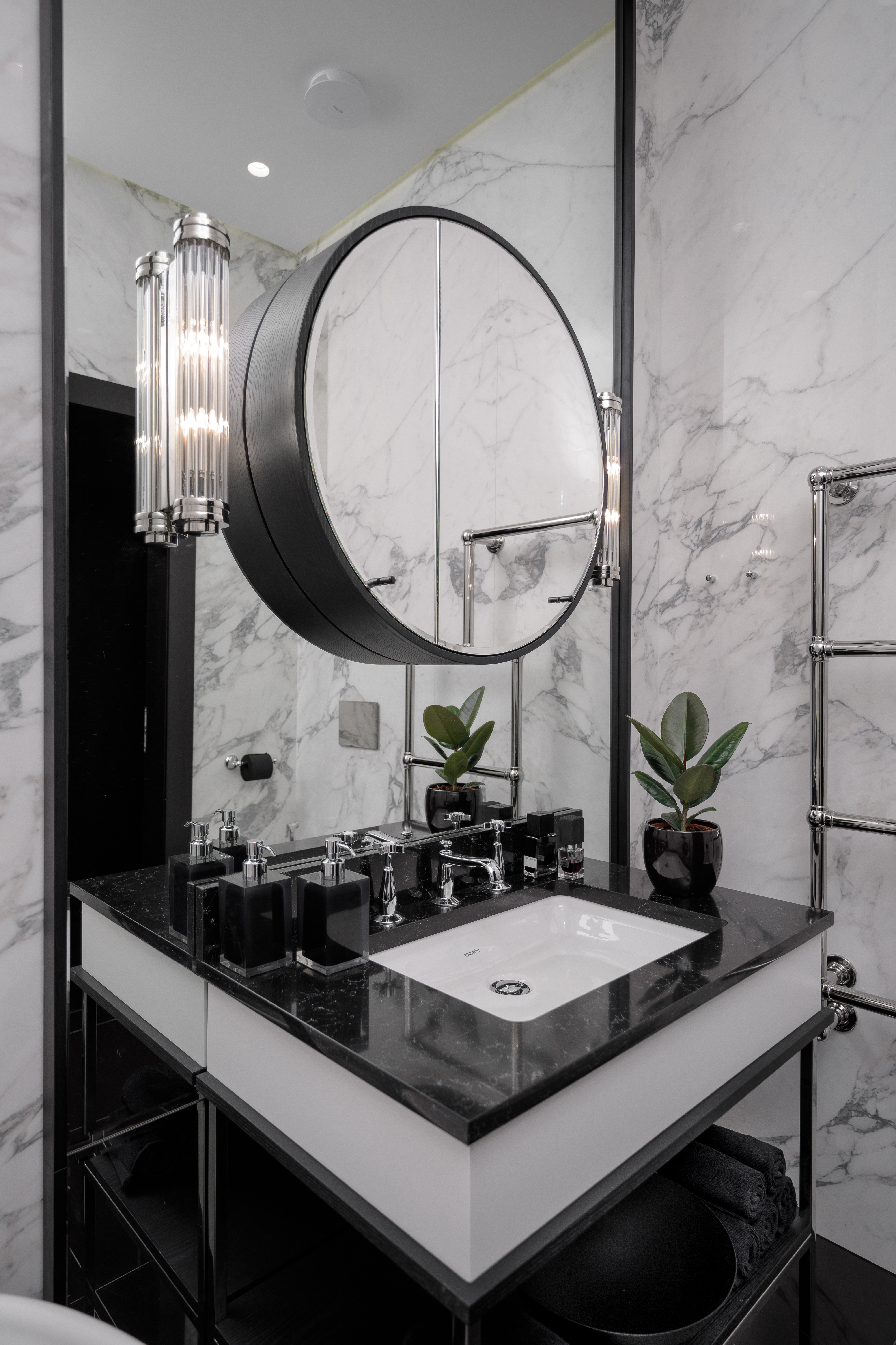 Apartment for rent, Elizabetes street 3 - Image 1