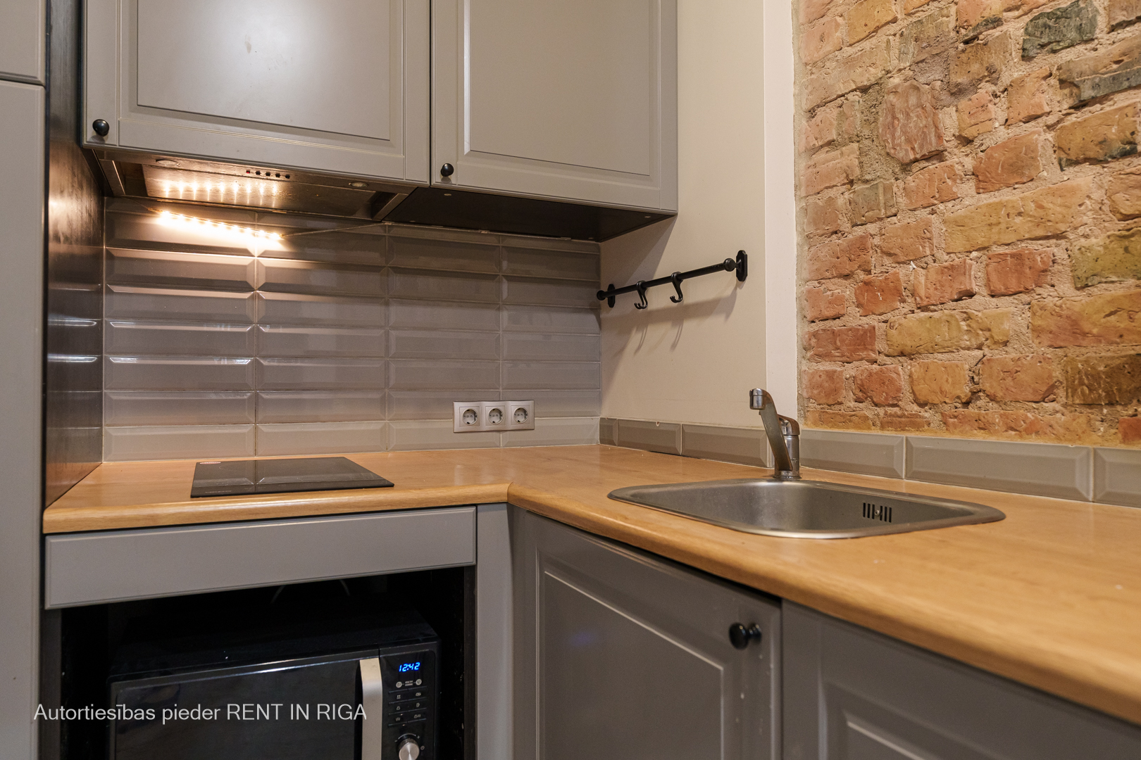 Apartment for rent, Dzirnavu street 113A - Image 1