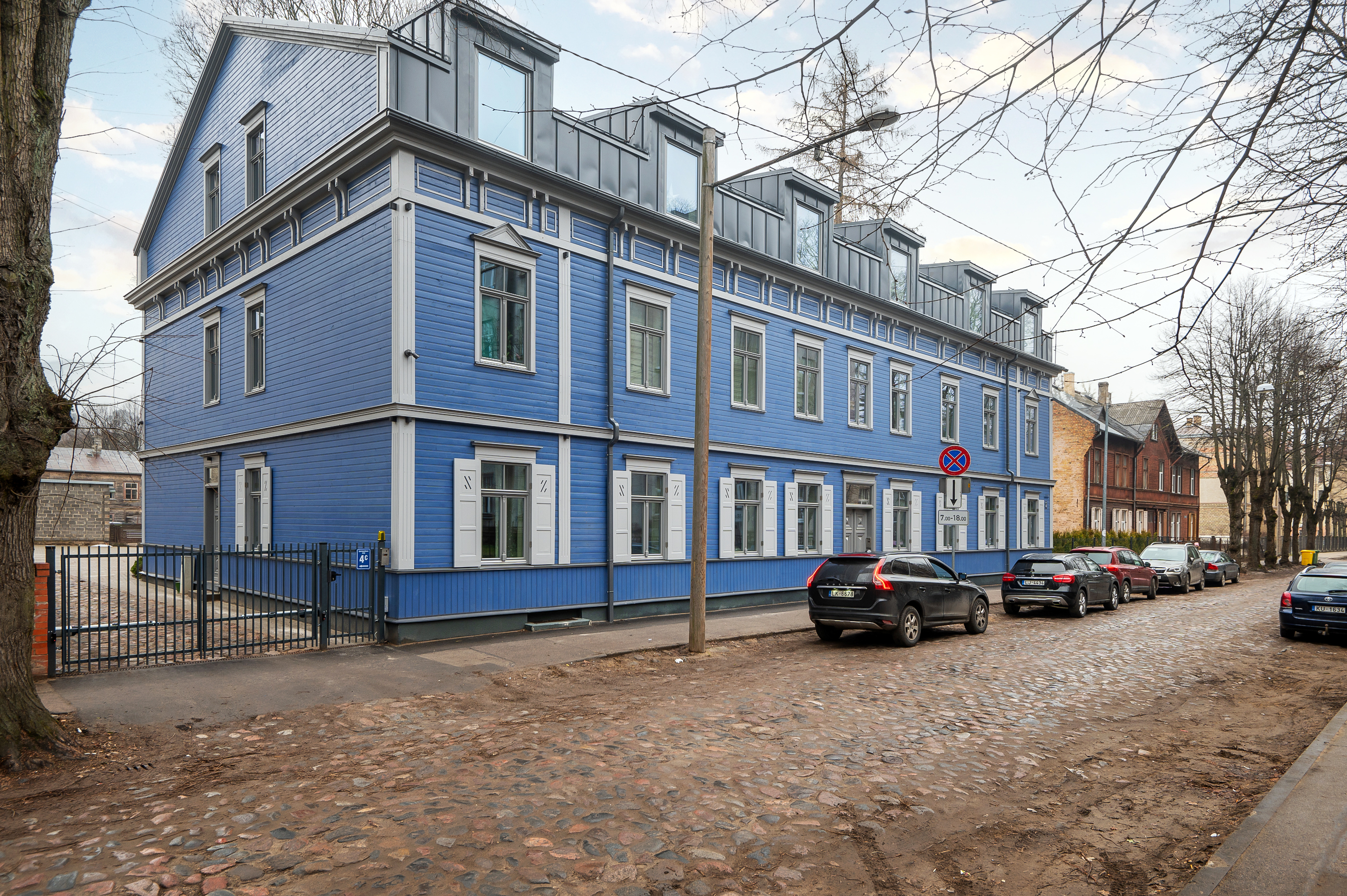 Izīrē dzīvokli, Ļermontova iela 4 - Attēls 1