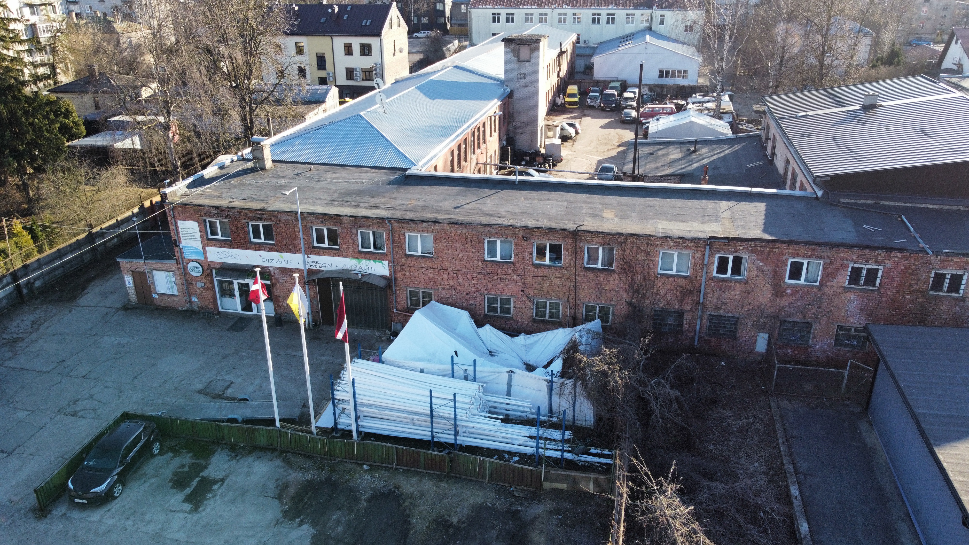 Pārdod zemi, Biķernieku iela - Attēls 1