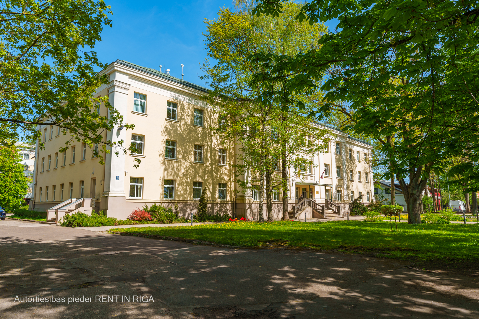 Property building for rent, Ūnijas street - Image 1