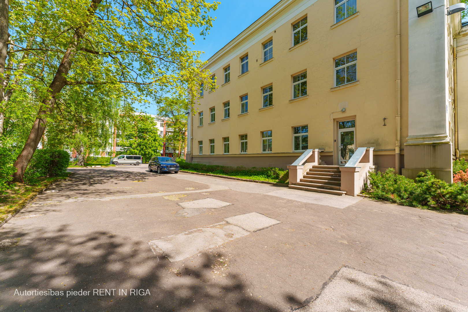 Property building for rent, Ūnijas street - Image 1