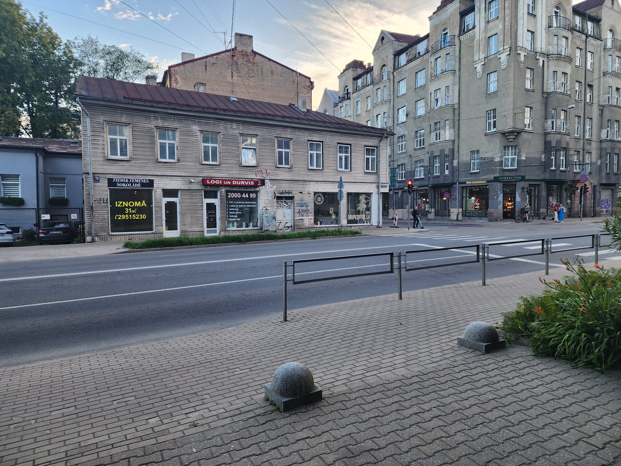 Iznomā tirdzniecības telpas, Lāčplēša iela iela - Attēls 1