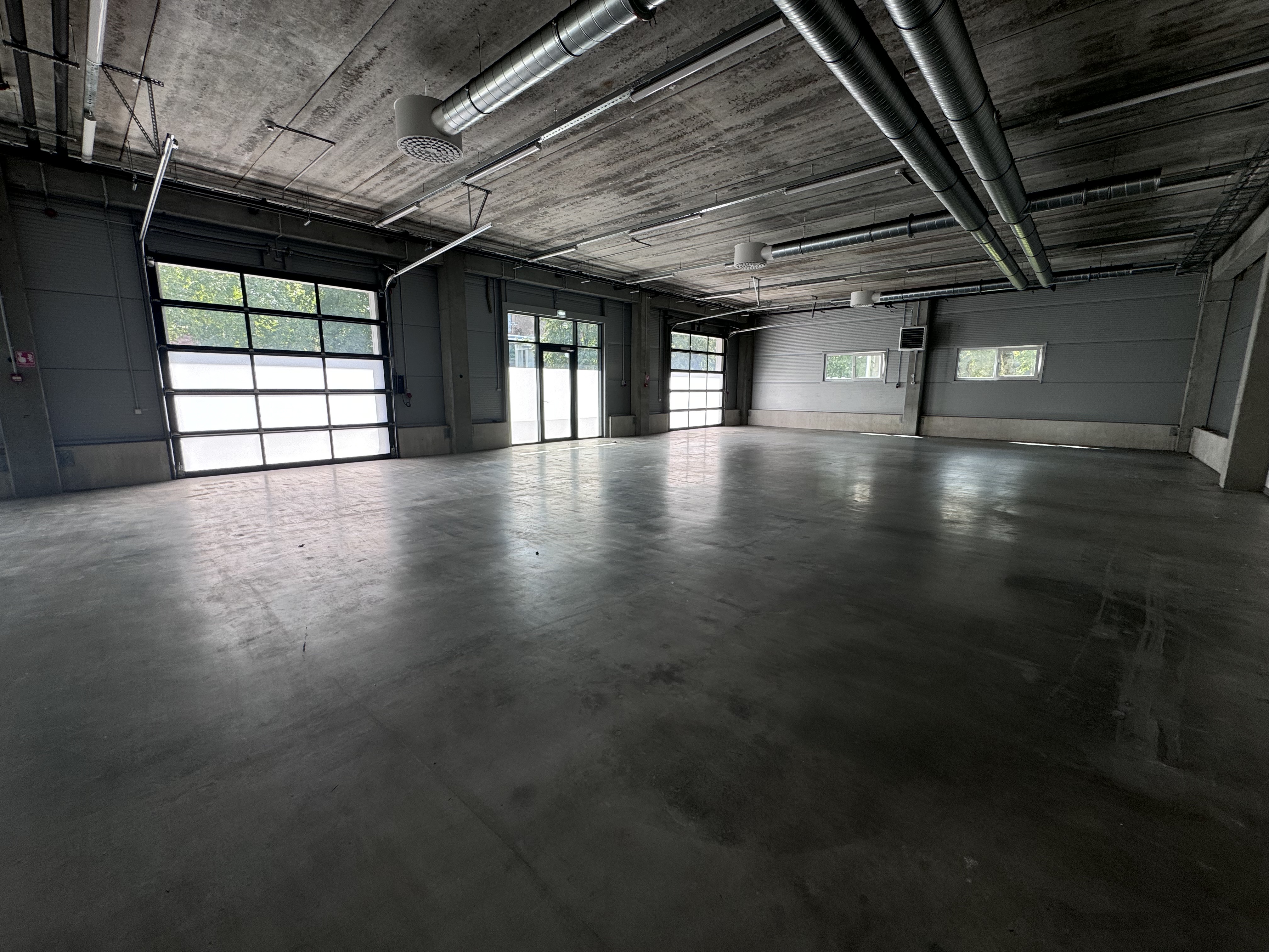 Warehouse for rent, Šampētera street - Image 1