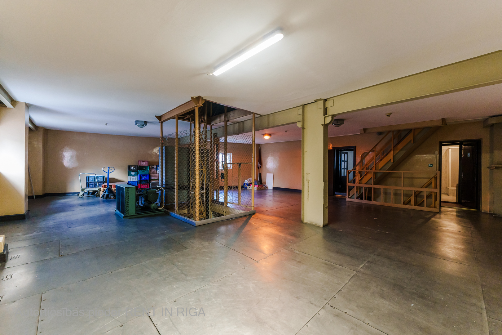 Warehouse for sale, Zemitāna street - Image 1