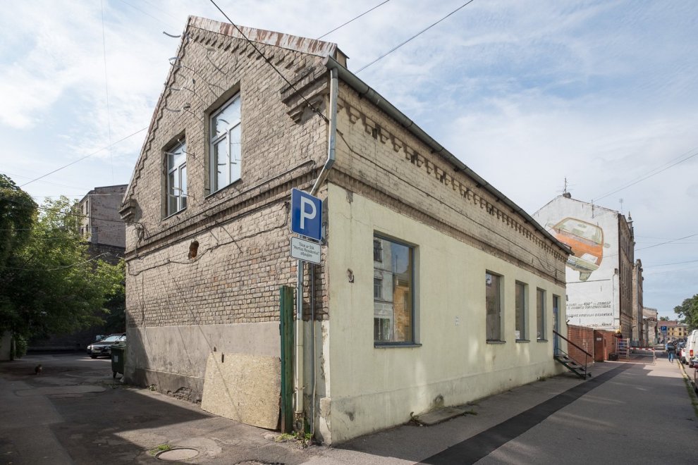 Investment property, Artilērijas street - Image 1