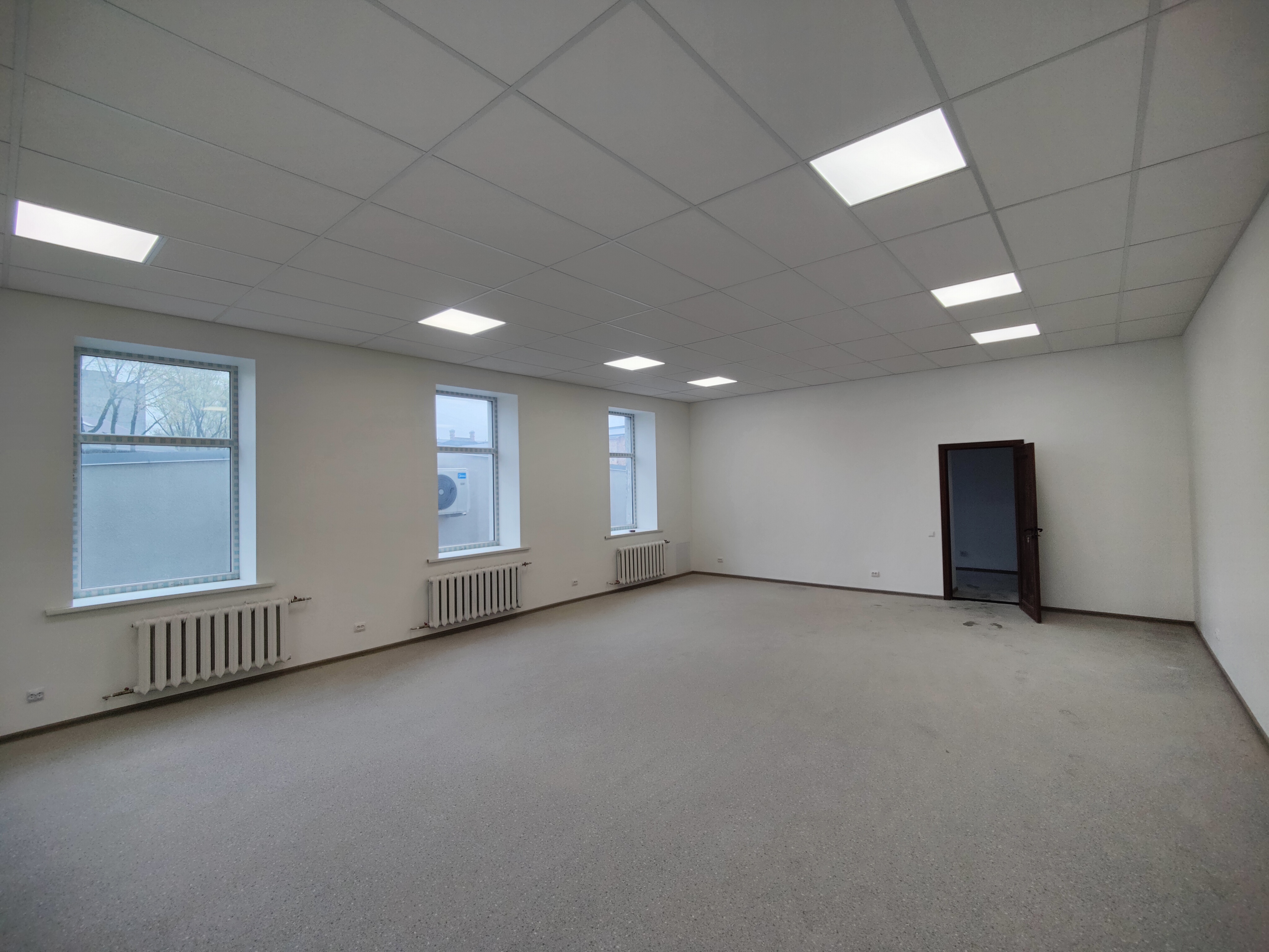 Office for rent, Starta street - Image 1