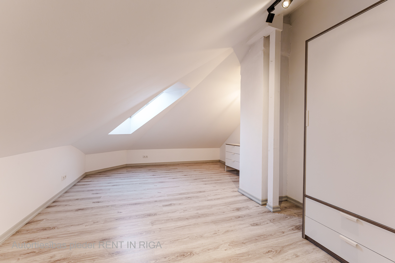 Apartment for rent, Čiekurkalna 2.līnija 35 - Image 1